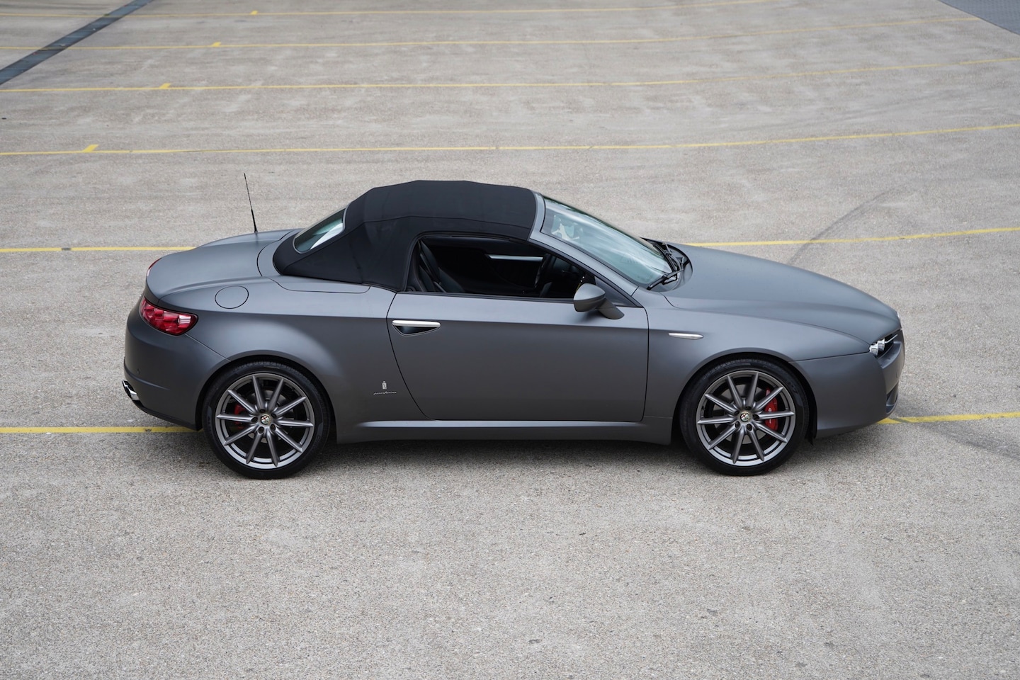 Alfa Romeo Spider - 1.7 T Italia Independent 1750 TBI - AutoWereld.nl