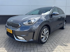 Kia Niro - 1.6 GDi Hybrid ExecutiveLine clima - schuidak - carplay - trekhaak - NAP - LED - half lede