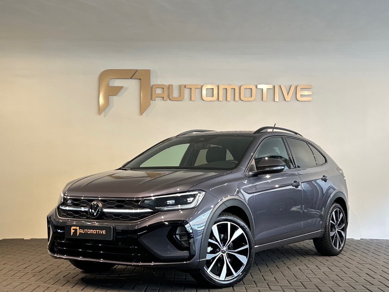 Volkswagen Taigo - 1.0 TSI R-Line Edition Keyless|CarPlay|IQ - AutoWereld.nl