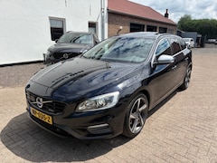 Volvo V60 - 2.0 T5 R-Design Schuifdak Adapt. Cruise Stuurverwarming