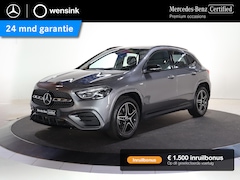 Mercedes-Benz GLA-Klasse - 250 e Business Solution AMG | Trekhaak | Winterpack | Dodehoek detectie | Apple Carplay |