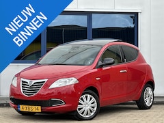 Lancia Y(psilon) - Ypsilon 0.9 TwinAir Gold l Panoramadak l Automatisch inparkeren l Cruise l