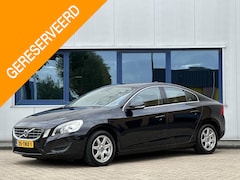 Volvo S60 - 2.0 D3 R-Design