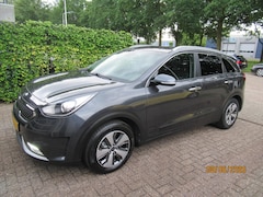 Kia Niro - 1.6 GDi Hybrid DynamicLine NAV.TREKHAAK