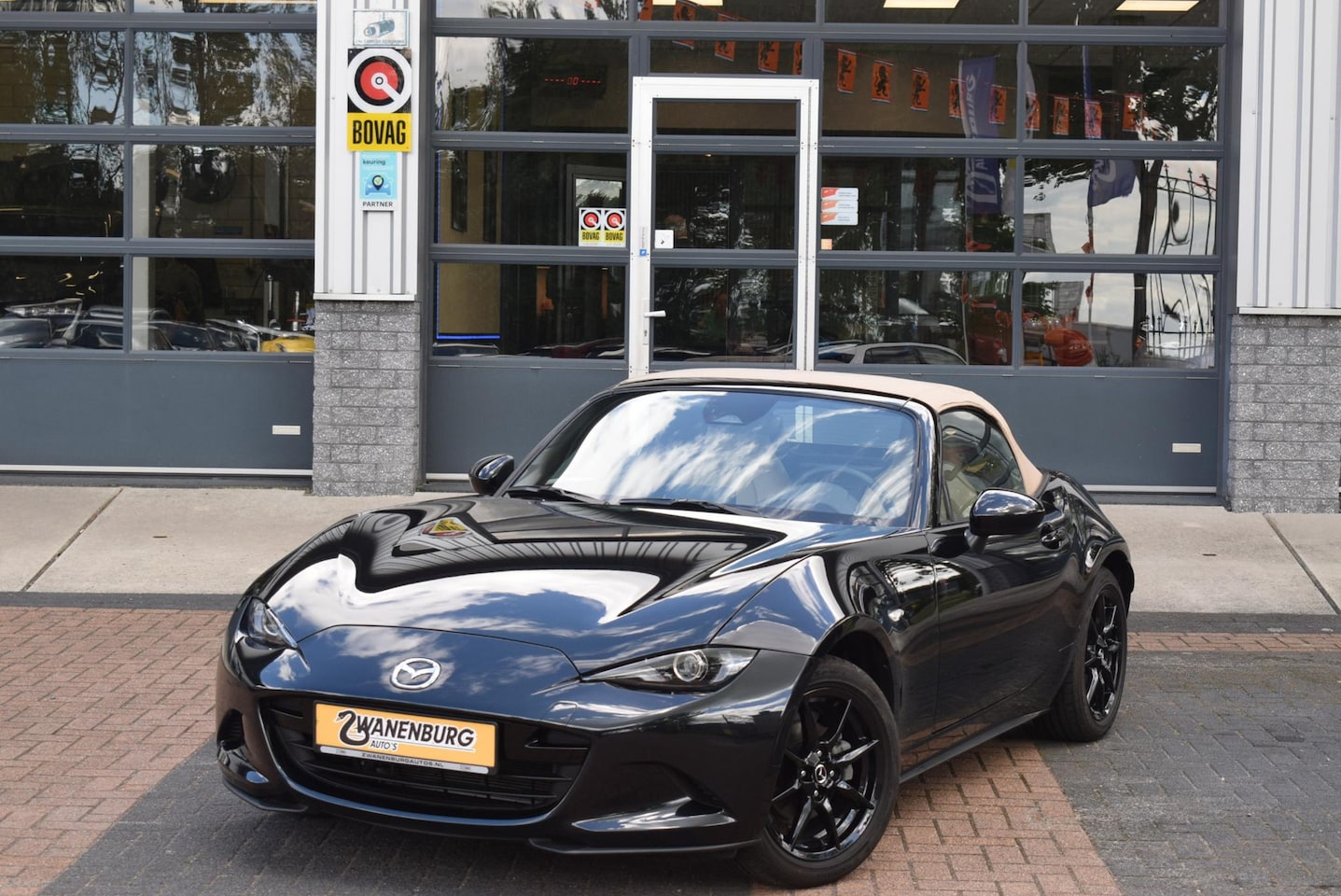 Mazda MX-5 - 1.5 SkyActiv-G 132 Kazari Navi Airco Leder Camera Nieuwmodel Km 10.200!! - AutoWereld.nl