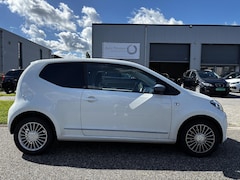 Volkswagen Up! - 1.0 high up