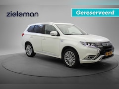 Mitsubishi Outlander - 2.4 PHEV Intense+ - Carplay, Dakraam, Camera, Stoel/Stuur verw. Half Leer, PDC GERESEVEERD
