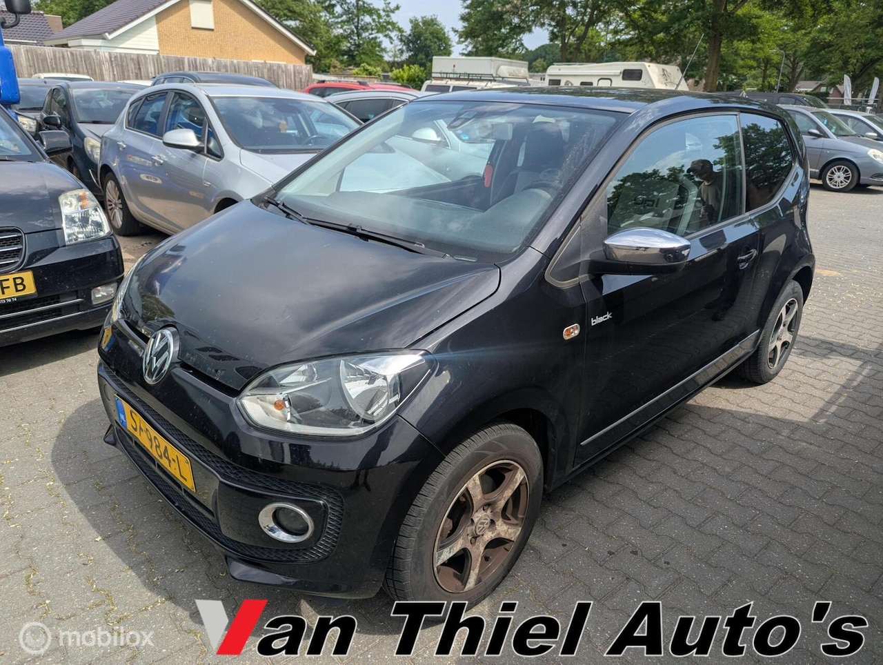 Volkswagen Up! - 1.0 high up! BLACK-EDITIE - AutoWereld.nl