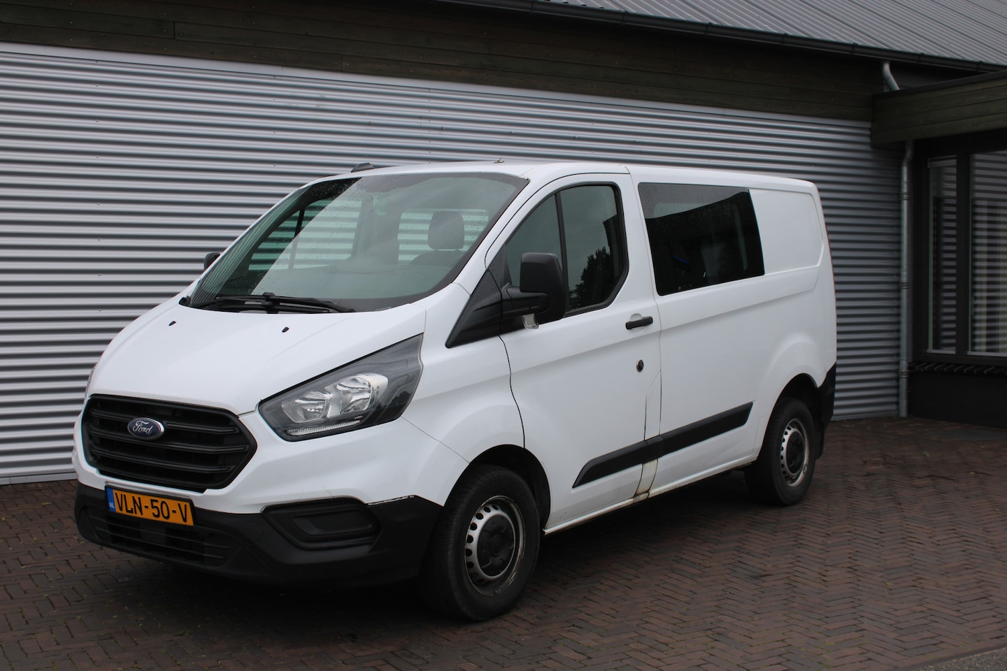 Ford Transit Custom - 280 2.0 TDCI L1H1 Ambiente DC 280 2.0 TDCI L1H1 Ambiente DC - AutoWereld.nl