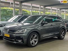 Volkswagen Tiguan - 1.5 TSI 150PK AUT R-line trekh virtual NAP NL-auto