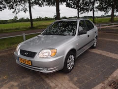 Hyundai Accent - 1.3 5DRS Young Airco