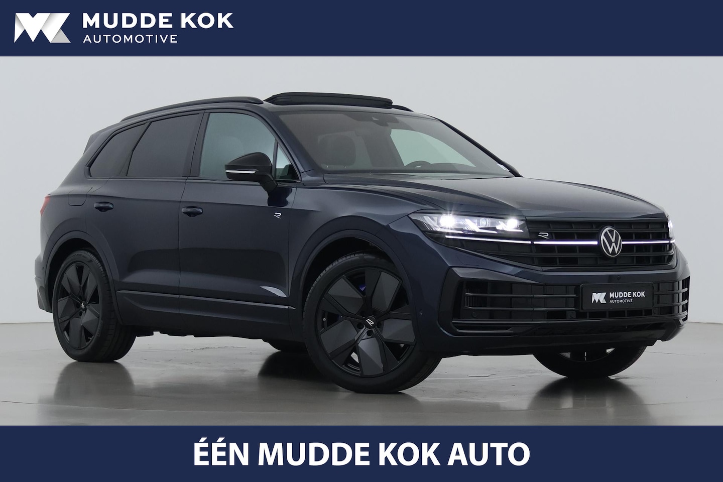Volkswagen Touareg - 3.0 TSi eHybrid 4MOTION R | FINAL EDITION | Luchtvering | Trekhaak | Panoramdak | Dynaudio - AutoWereld.nl