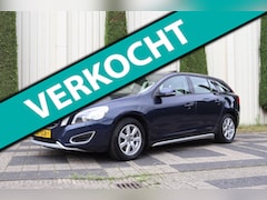 Volvo V60 - 1.6 T3 Kinetic Climate Control , Navigatie Stoel verwarming