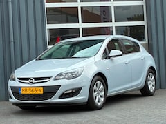 Opel Astra - 1.4 Turbo Airco Navigatie Cruisecontrole