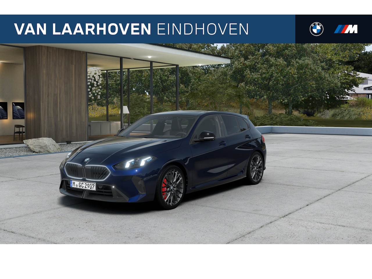 BMW 1-serie - 120 M Sport Automaat / Panoramadak / Sportstoelen / M Adaptief onderstel / Parking Assista - AutoWereld.nl