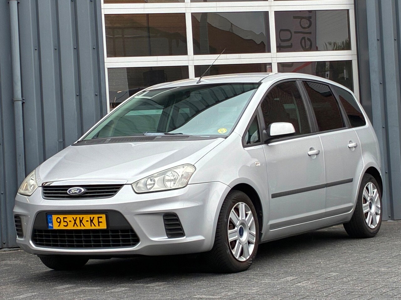 Ford C-Max - 1.8-16V Airco Trekhaak Apk 09-06-2027 - AutoWereld.nl