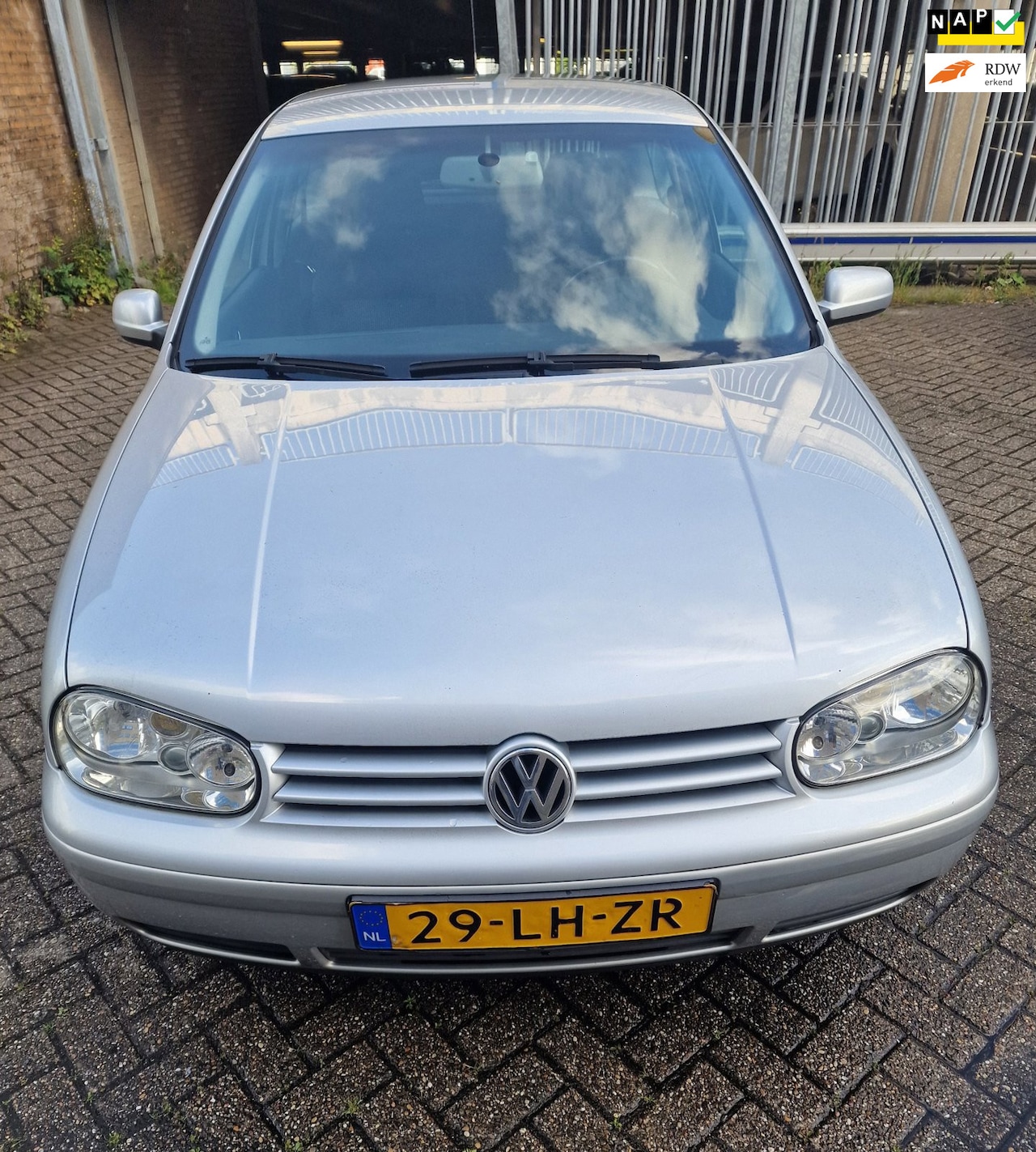 Volkswagen Golf - 2.0 Highline 2.0 Highline - AutoWereld.nl