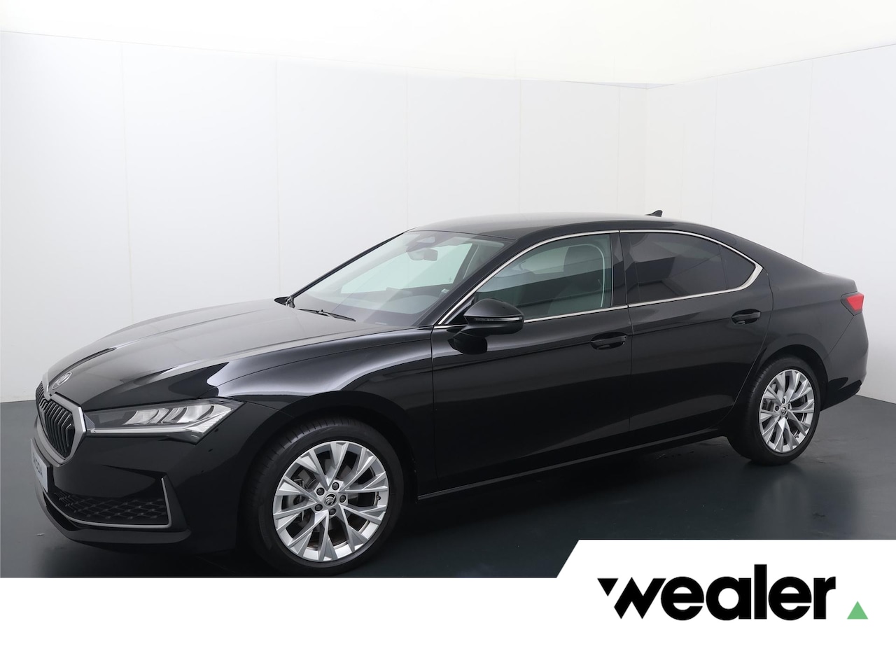 Skoda Superb - First Edition 1.5 TSI | 150 PK | Automaat | Trekhaak wegklapbaar | Massagestoelen | Adapti - AutoWereld.nl