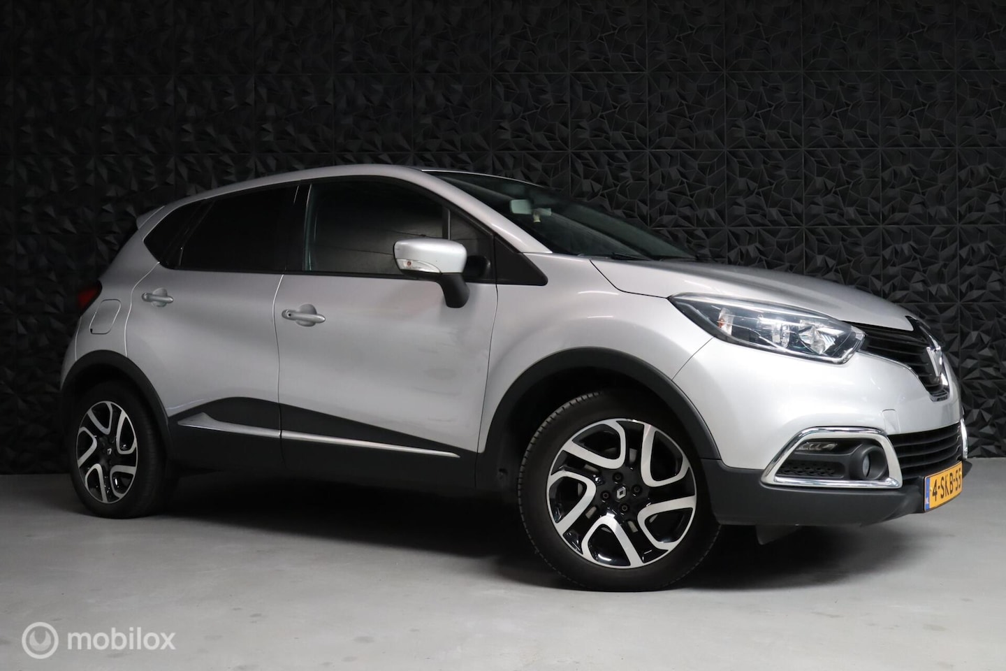 Renault Captur - 1.2 TCe Dynamique | Airco | Camera | Cruise | - AutoWereld.nl