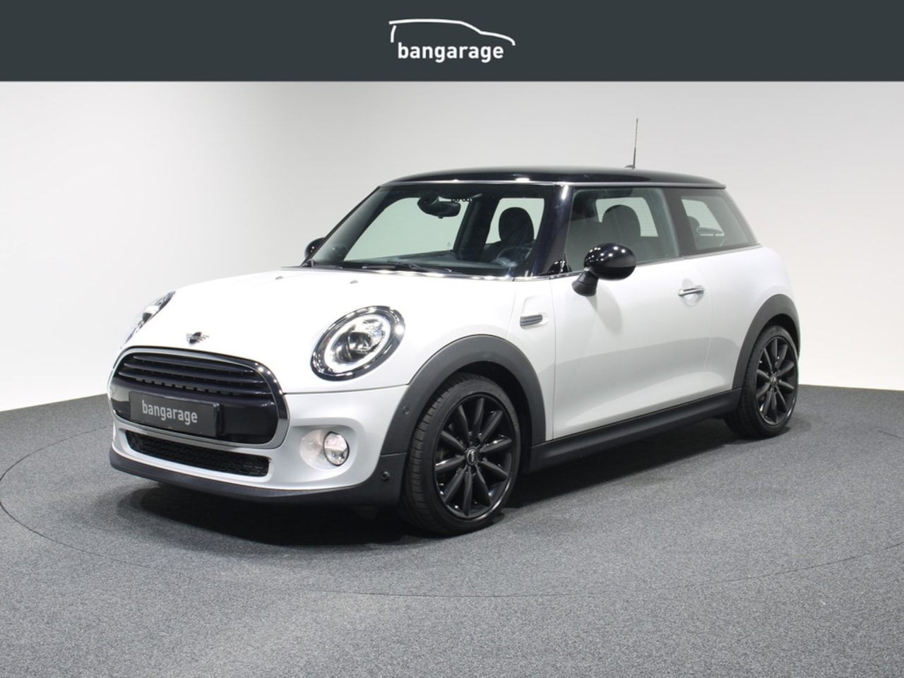 MINI 3-Deurs - 1.5 Cooper Chili 38000km!! - AutoWereld.nl