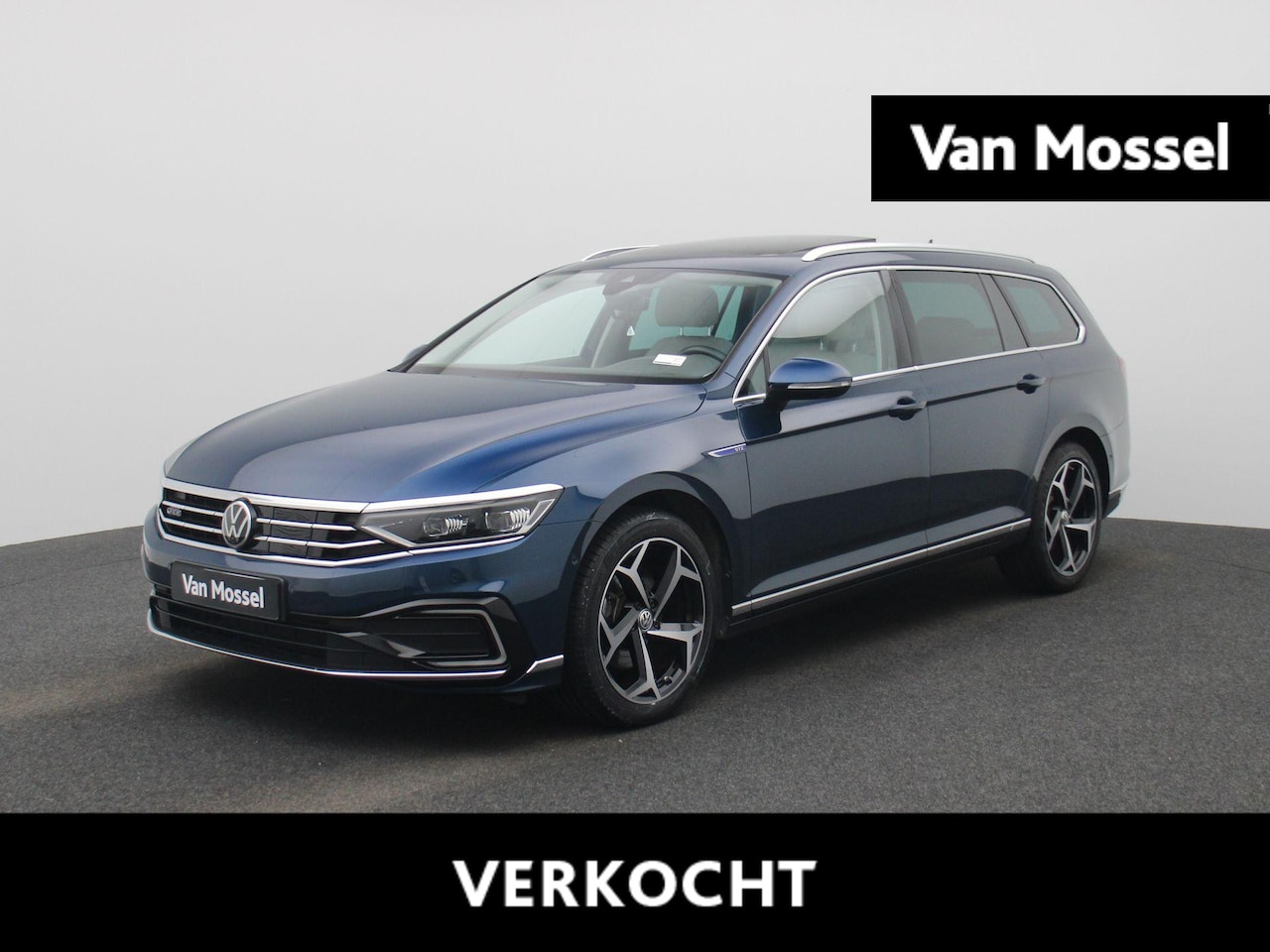Volkswagen Passat Variant - 1.4 TSI PHEV GTE Business 218 PK| Dealeronderhouden | Panoramadak | Navigatie Pro | Trekha - AutoWereld.nl