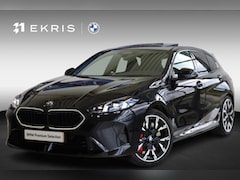BMW 1-serie - 120 | M Sportpakket Pro | Panoramadak | Harman/Kardon | Driving Assistant Plus