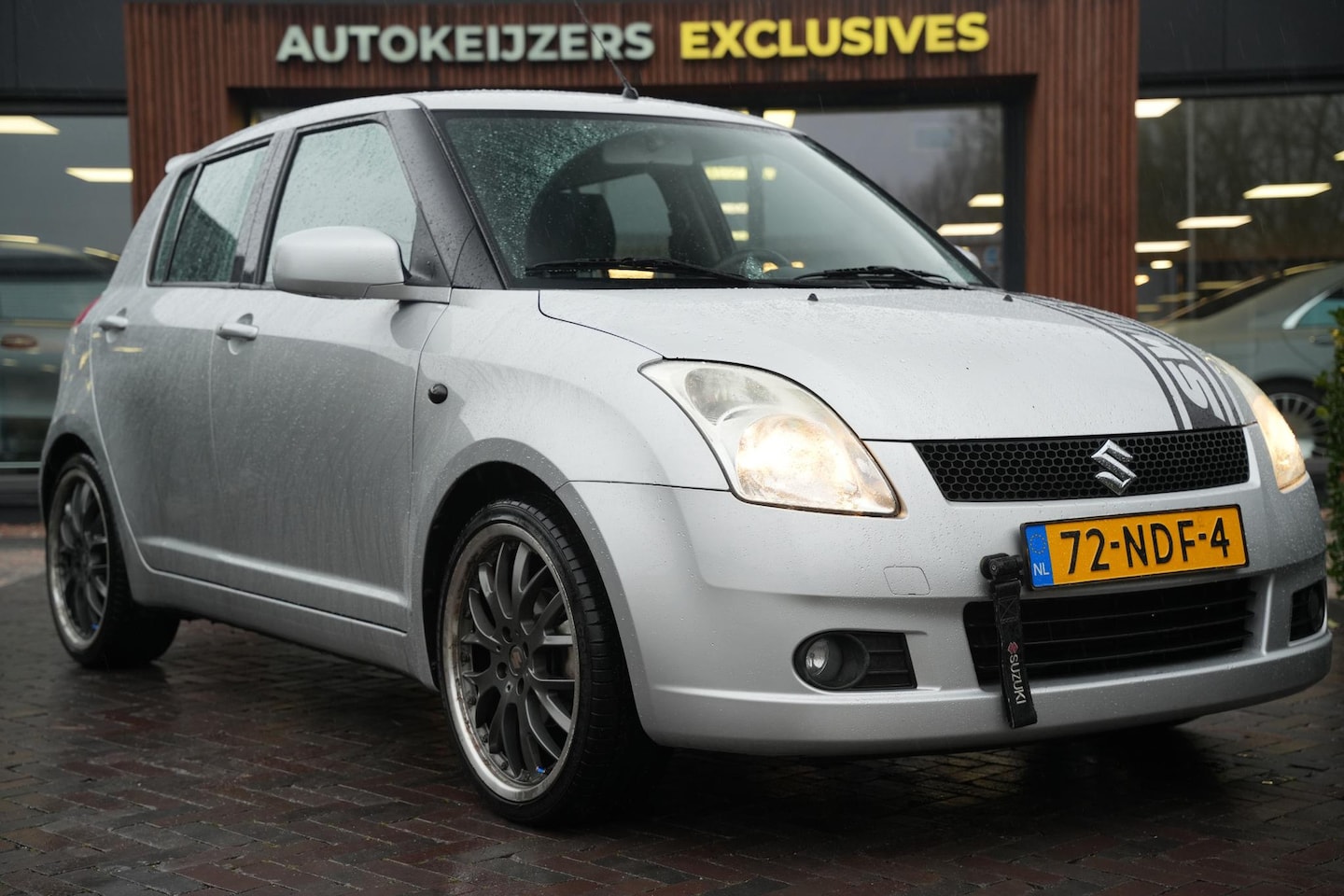 Suzuki Swift - 1.3 GLS 5 Deurs airco keyless LM VELGEN - AutoWereld.nl