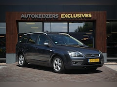 Ford Focus Wagon - 1.6-16V Futura Airco Cruise control Mistlampen Verw. voorruit L.M. 16"