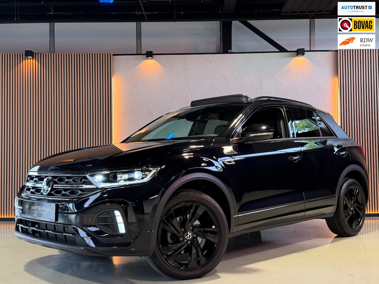Volkswagen T-Roc - 1.5 TSI R-Line Pano|Keyl|Cam|Sfeer - AutoWereld.nl