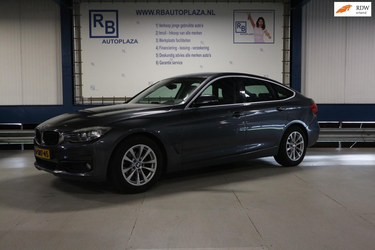 BMW 3-serie Gran Turismo - 320i Executive AUTOMAAT/ NAP/ TREKHAAK - AutoWereld.nl