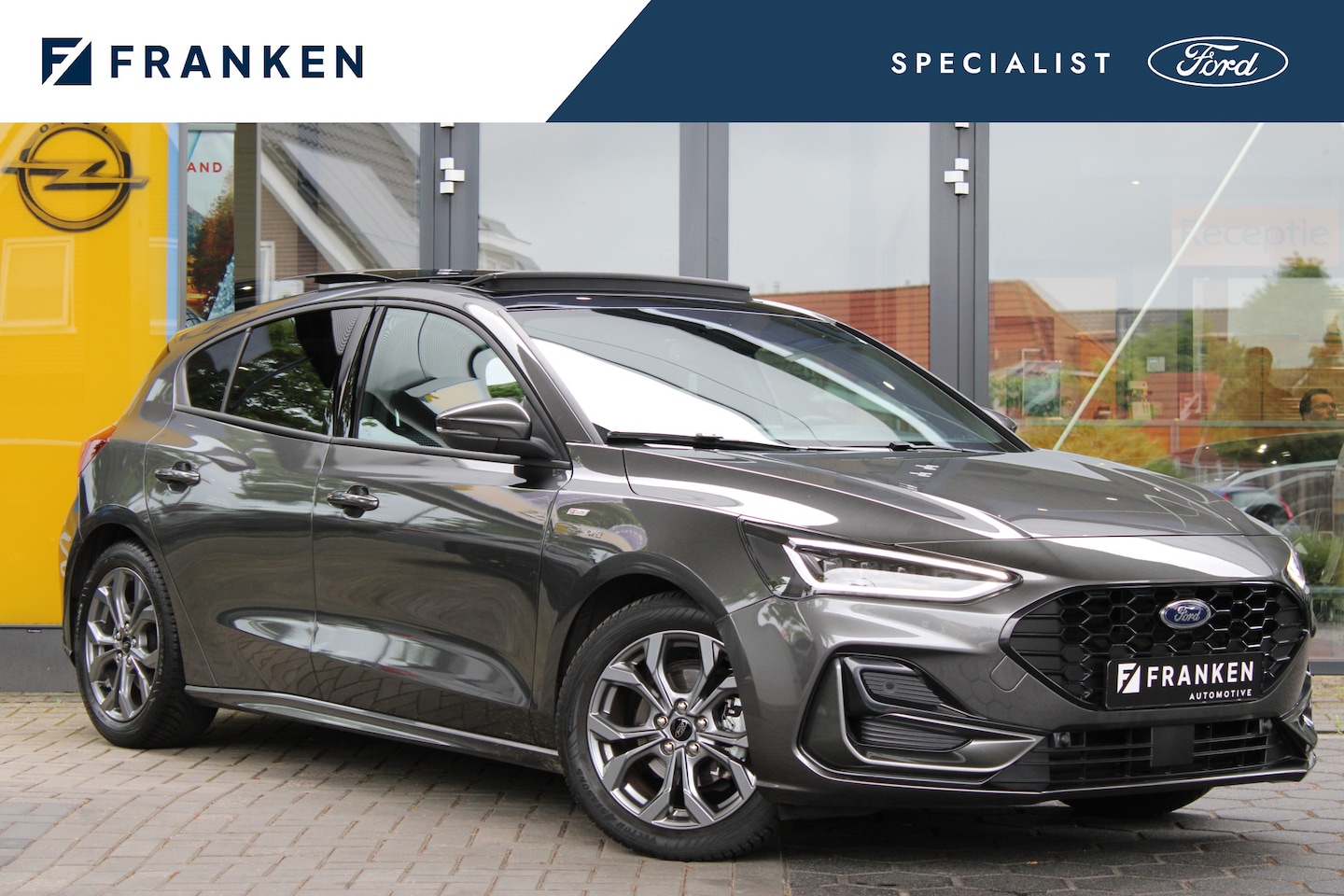 Ford Focus - 1.0 EcoBoost Hybrid ST Line X | Panoramadak | Matrix | Winterpack | - AutoWereld.nl