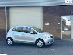 Toyota Yaris - 1.3 VVTi Sol MMT|AUTOMAAT|AIRCO|NIEUWE APK