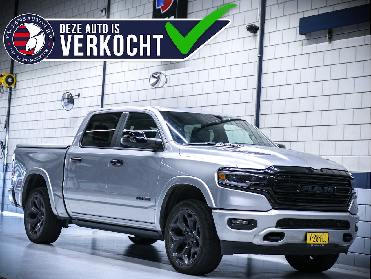 Dodge Ram 1500 - Limited Night | Nieuw geleverd en onderhouden - AutoWereld.nl