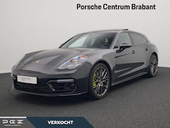 Porsche Panamera Sport Turismo - 4 E-Hybrid Platinum Edition