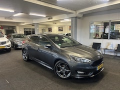 Ford Focus - 1.0 Trend*ST-Line*Automaat*Sport*VOL
