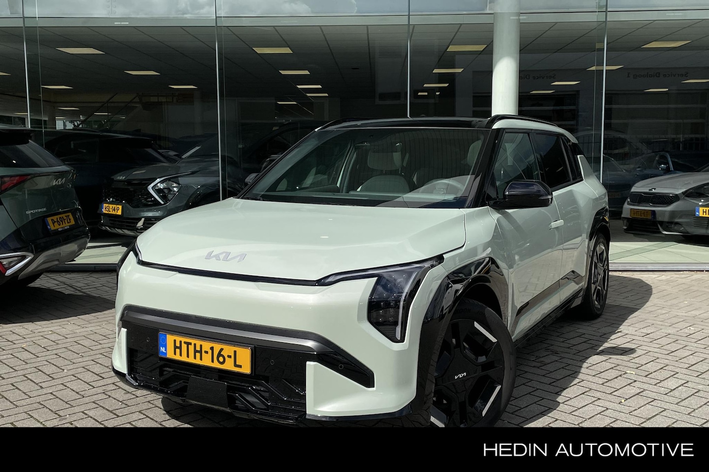 Kia EV3 - GT-Line 81.4 kWh | Leder | Schuif / Kanteldak | Adaptive Cruise | Harman Kardon | - AutoWereld.nl