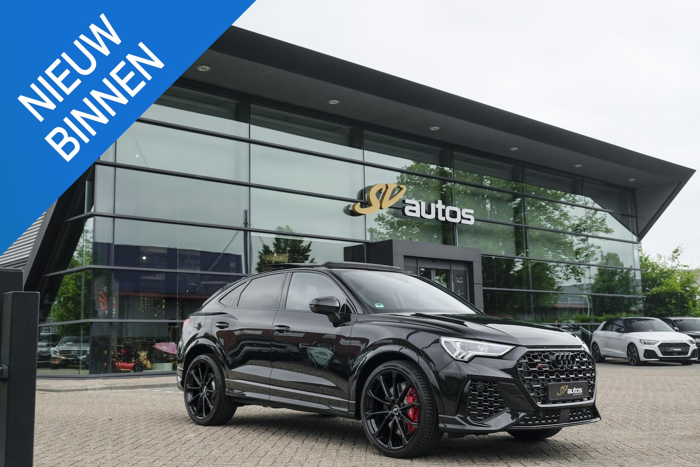 Audi RSQ3 Sportback - TFSI 400pk Panoramadak Sonos Trekhaak 21" LMV BOMVOL Rode stiksels Carbon - AutoWereld.nl
