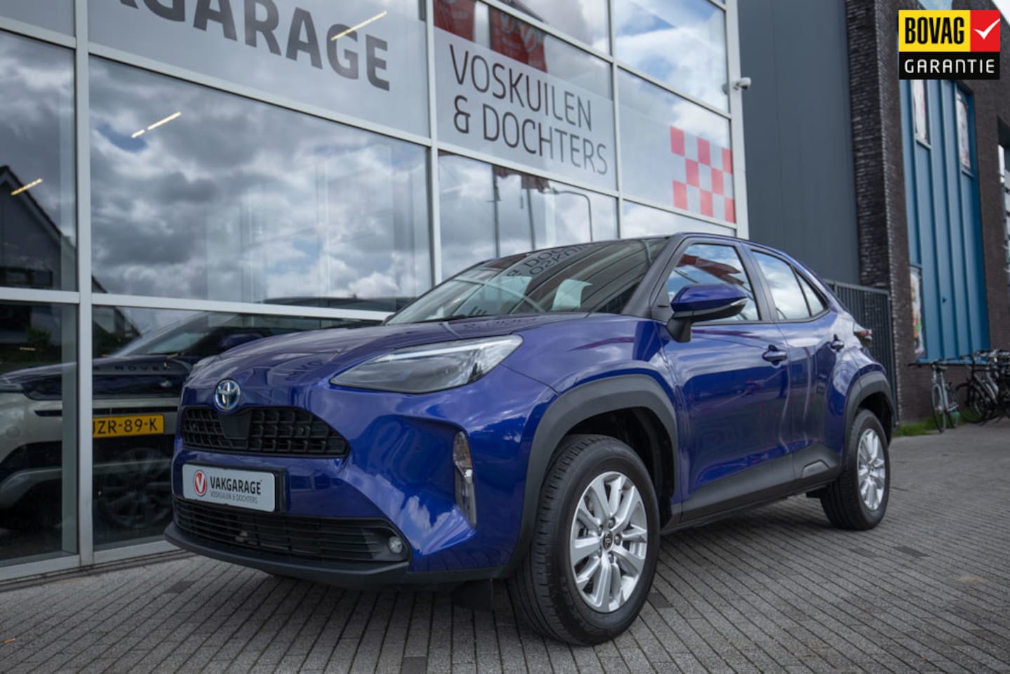 Toyota Yaris Cross - 1.5 Hybrid Dynamic | Verwarmde stoelen | Dodehoeksensoren - AutoWereld.nl