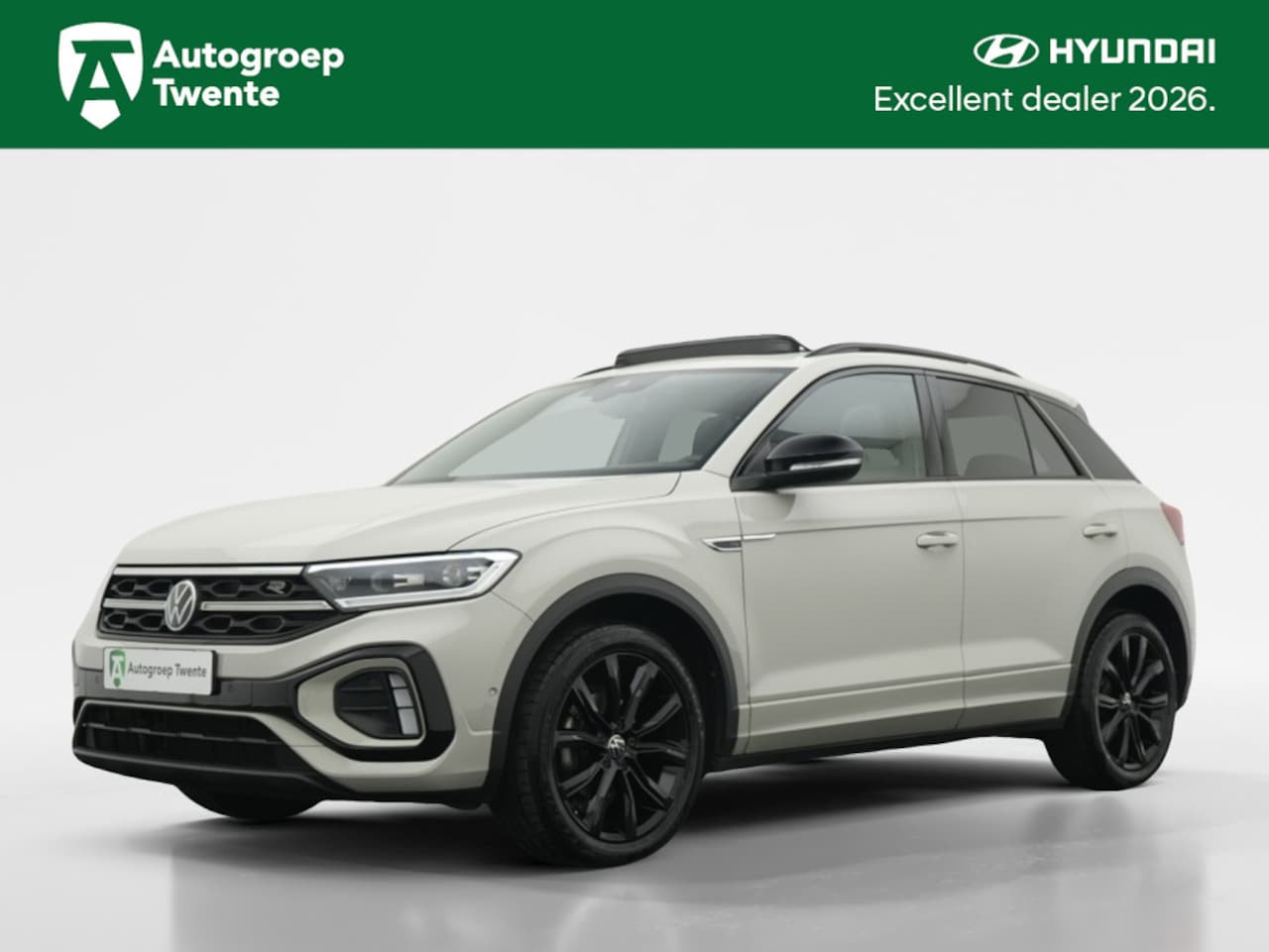 Volkswagen T-Roc - 1.0 TSI R-Line | Panoramadak | Private lease 499,- per maand - AutoWereld.nl