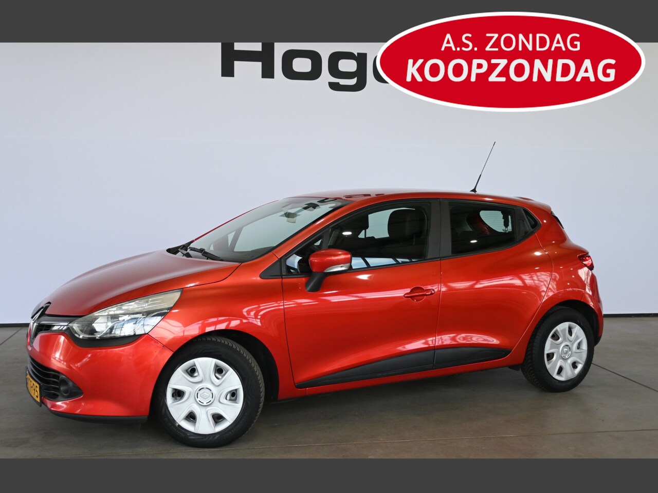 Renault Clio - 0.9 TCe Expression Airco Navigatie Cruise control LED Goed Onderhouden! Inruil Mogelijk! - AutoWereld.nl