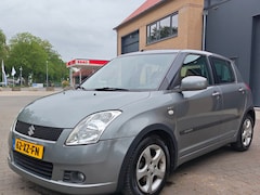 Suzuki Swift - 1.5 GLS Automaat Keyless Airco