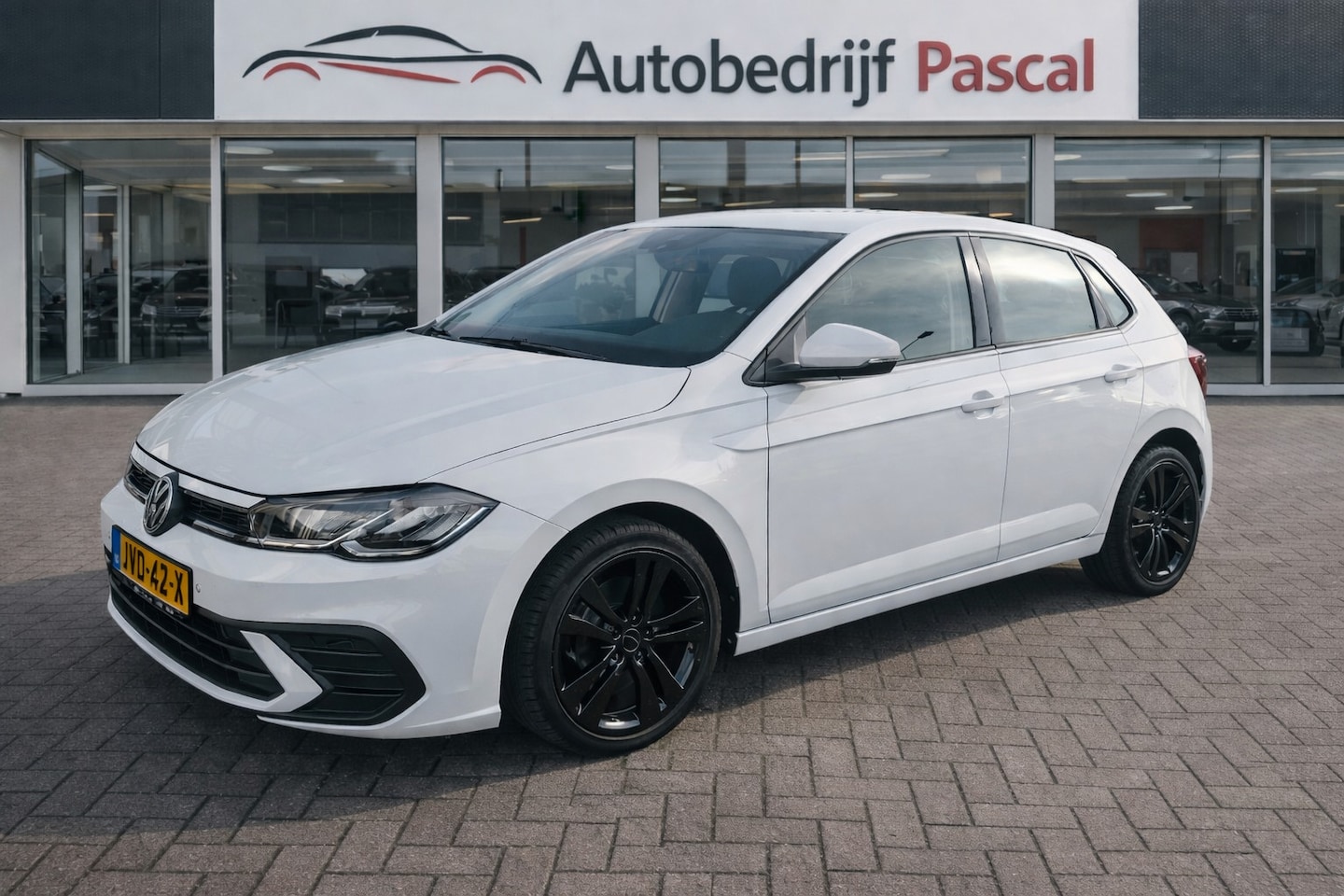 Volkswagen Polo - 1.0 TSI | Automaat | Stoelverwarming | Parksensor | 18 inch. - AutoWereld.nl
