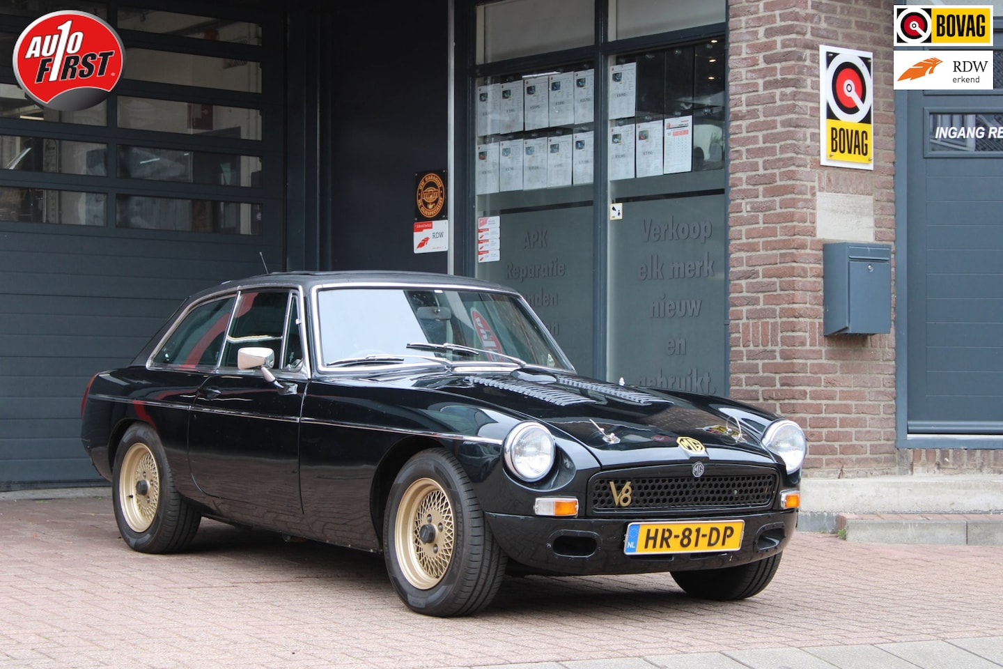 MG B type - B.G.T. V8 Rechtsgestuurd // Schuifdak // Nette auto - AutoWereld.nl