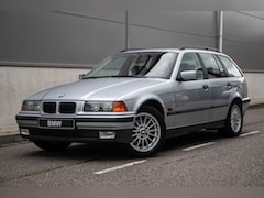 BMW 3-serie Touring - 323i Comfort | Cruise Control | HiFi | Stoelverwarming | Leer