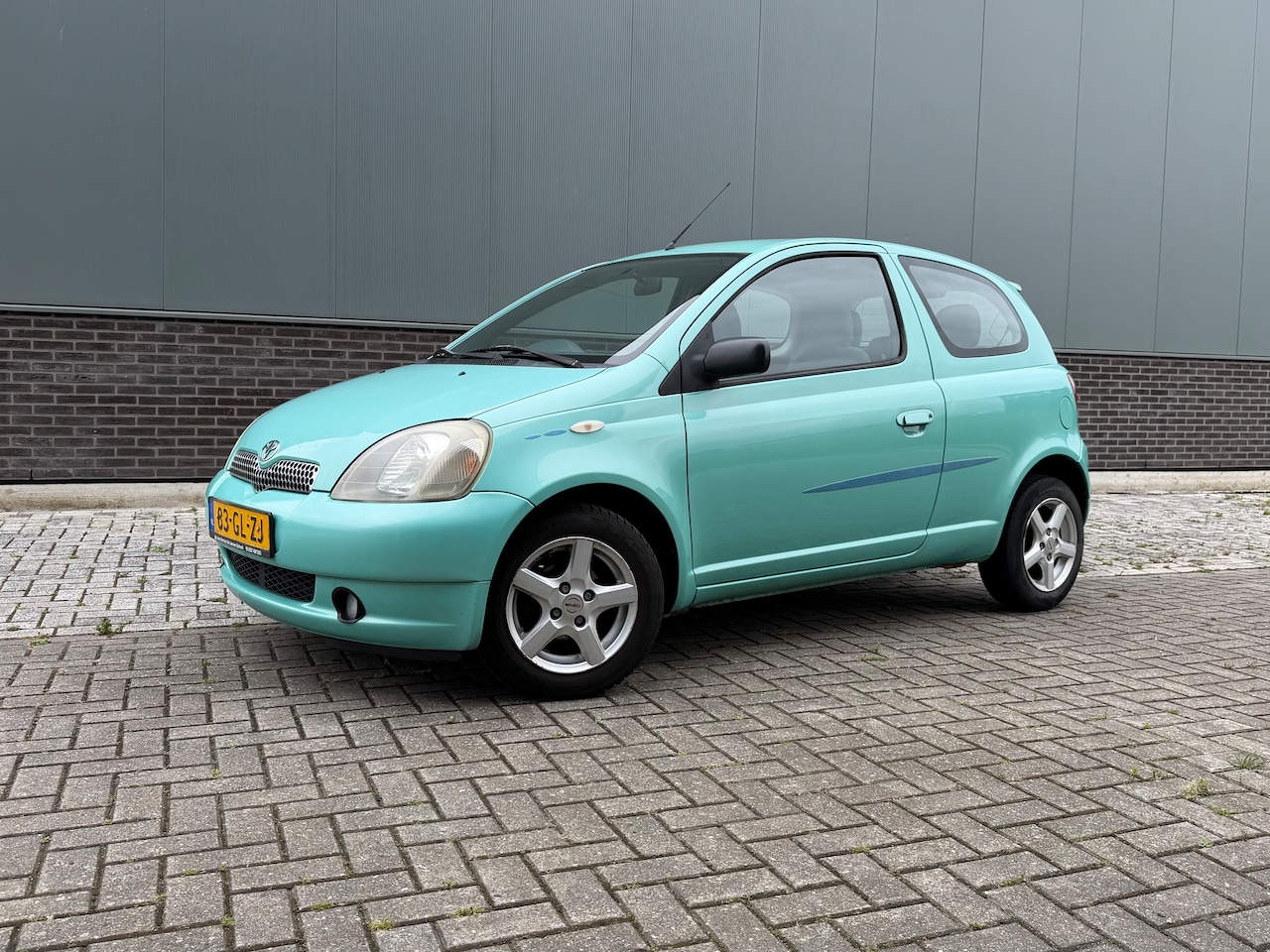 Toyota Yaris - 1.0-16V VVT-i Sol - AutoWereld.nl