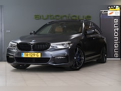 BMW 5-serie Touring - 530i High Executive *MAT Frozen Grey* Individual Leder PANORAMADAK UNIEKE AUTO