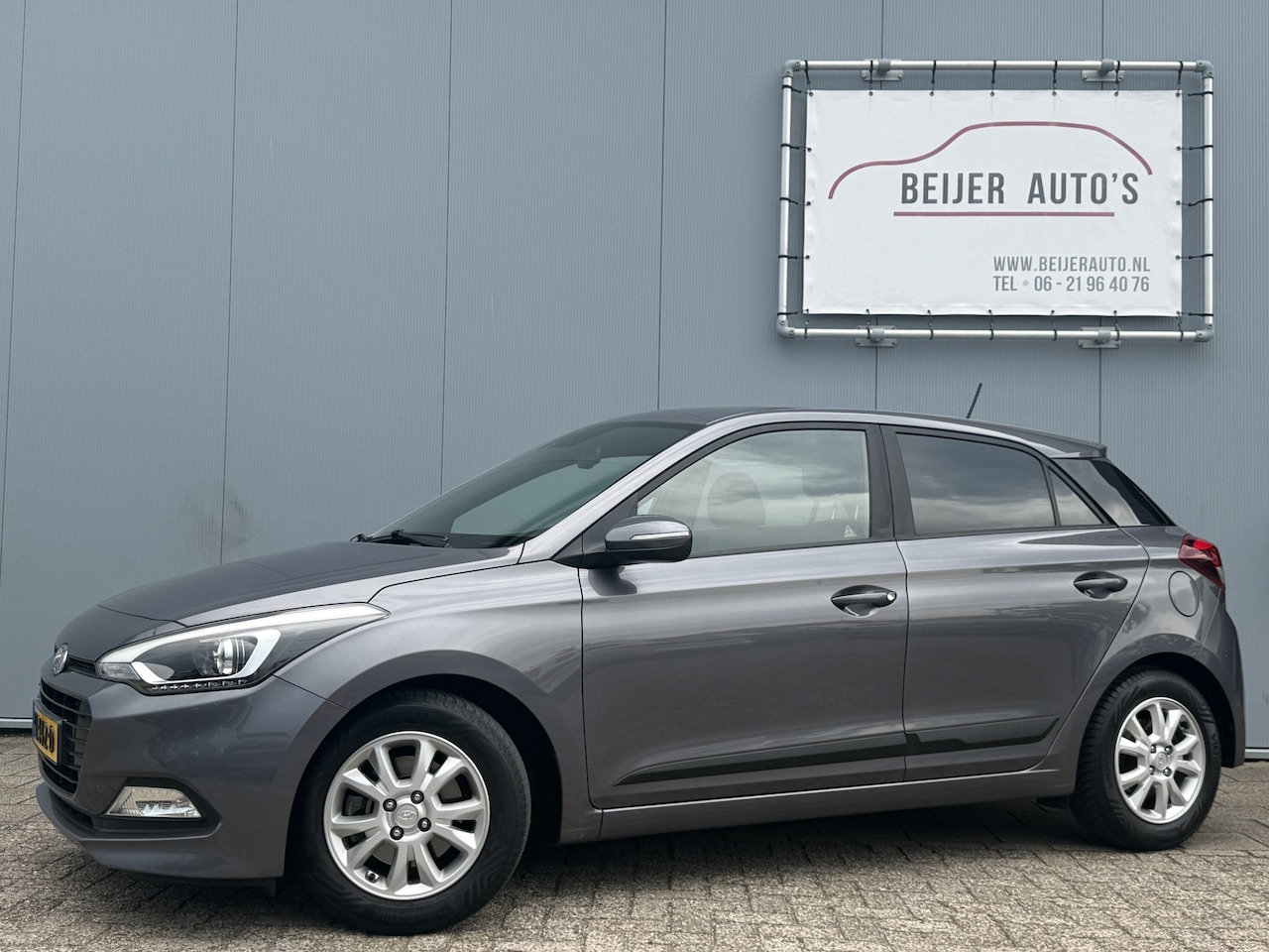 Hyundai i20 - 1.0 T-GDI Go! 2016 Navigatie/Airco/Trekhaak. - AutoWereld.nl