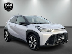Toyota Aygo X - Hybrid 115 Black Edition | Stoelverwarming | Park. Sensoren | AC