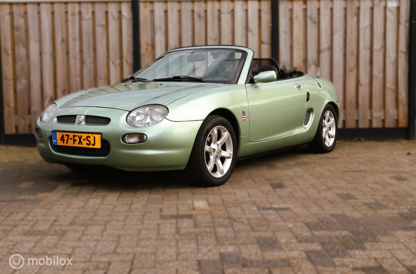 MG F - 1.8i Steptronic Automaat-Nw distributie/Hardtop/apk - AutoWereld.nl