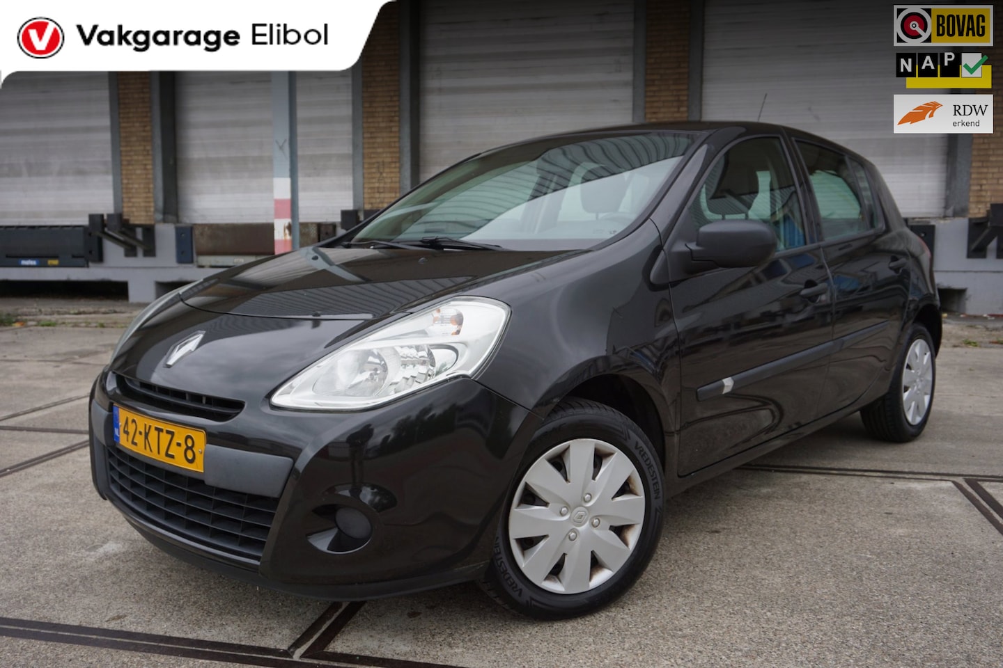 Renault Clio - 1.2 TCe Special Line 1.2 TCe Special Line - AutoWereld.nl
